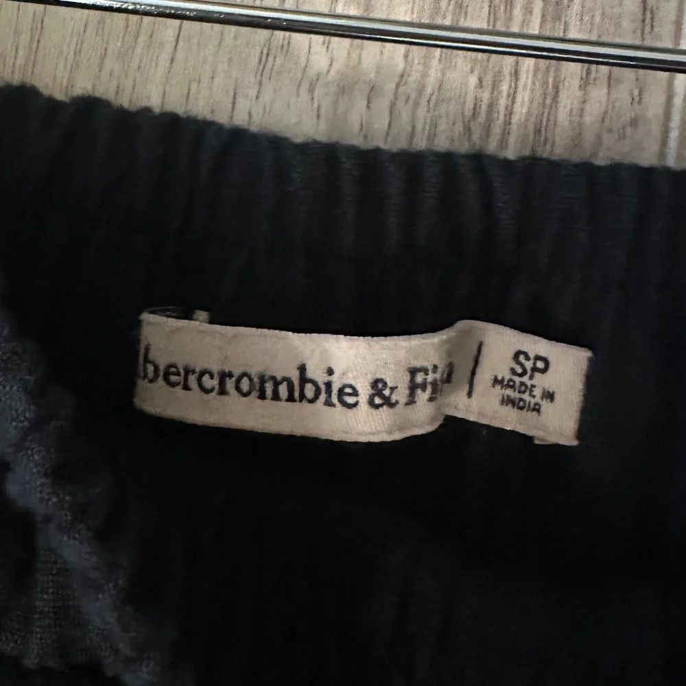A&F Linen Skirt - Picture 2 of 2